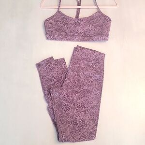 Lululemon High Rise Floral Align 7/8 pants Sz 8 and matching Flow Y Bra Sz 10